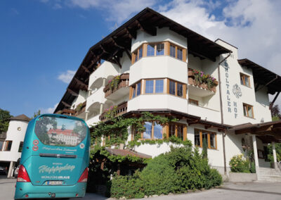Tarrenz Hotel und Bus