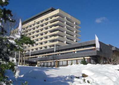 ahorn-harz-hotel-braunlage_aussenansicht-winter