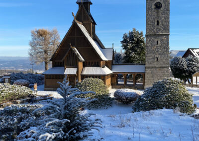 Silvesterreise 2023 Jelenia Gora Reisebüro Happyday Kirche Wang